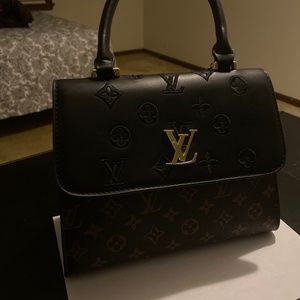 Louis Vuitton Purse